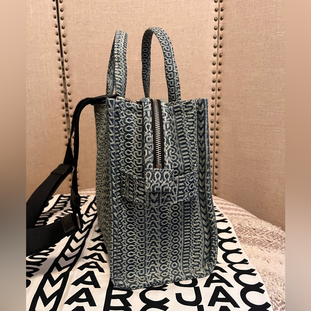 Marc Jacobs The Sun faded Medium tote denim bag - Picture 5 of 13